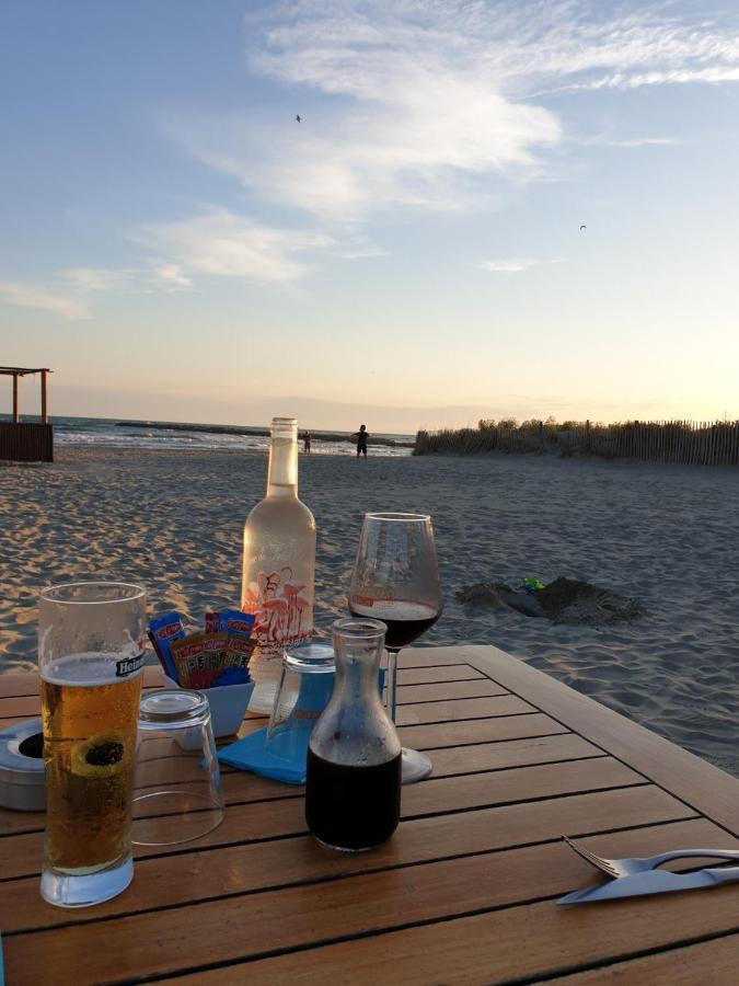 T2-3 Cabine Les Yuccas 200 M Plage Du Boucanet Rive Droite Grau Du Roi Ideal 2-4 Pers Le Grau-du-Roi Ngoại thất bức ảnh